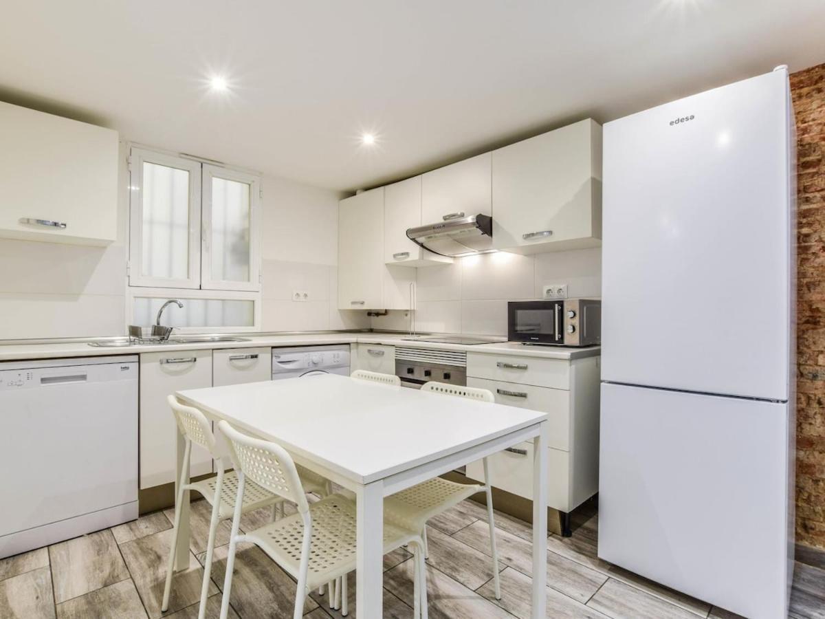 Apartamento En Cuatro Caminos Para 6 Personas Alquiler Temporal Madrid Bagian luar foto